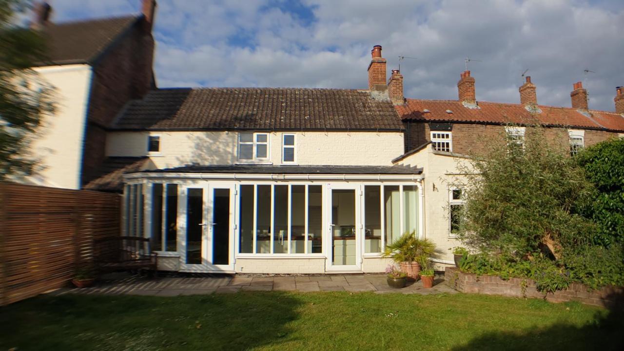 Holly Cottage, Hidden Gem In The Yorkshire Wolds Welton  Екстериор снимка