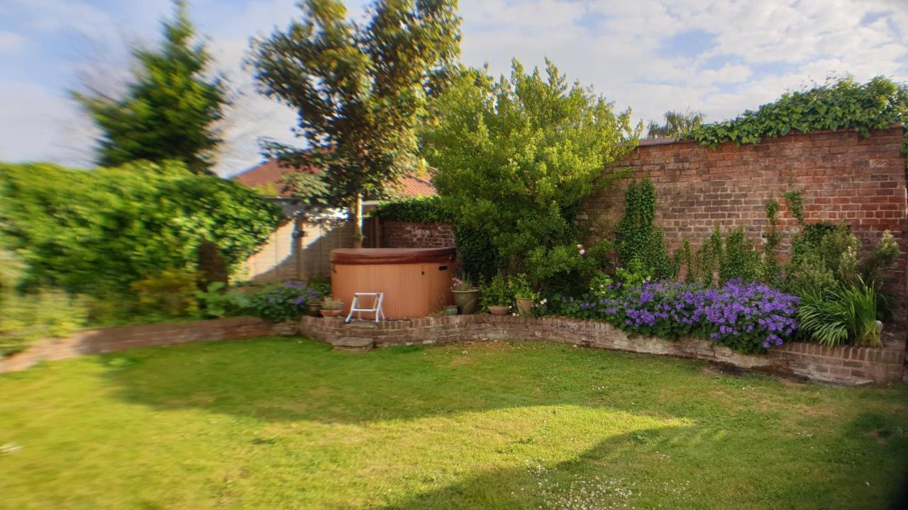 Holly Cottage, Hidden Gem In The Yorkshire Wolds Welton  Екстериор снимка